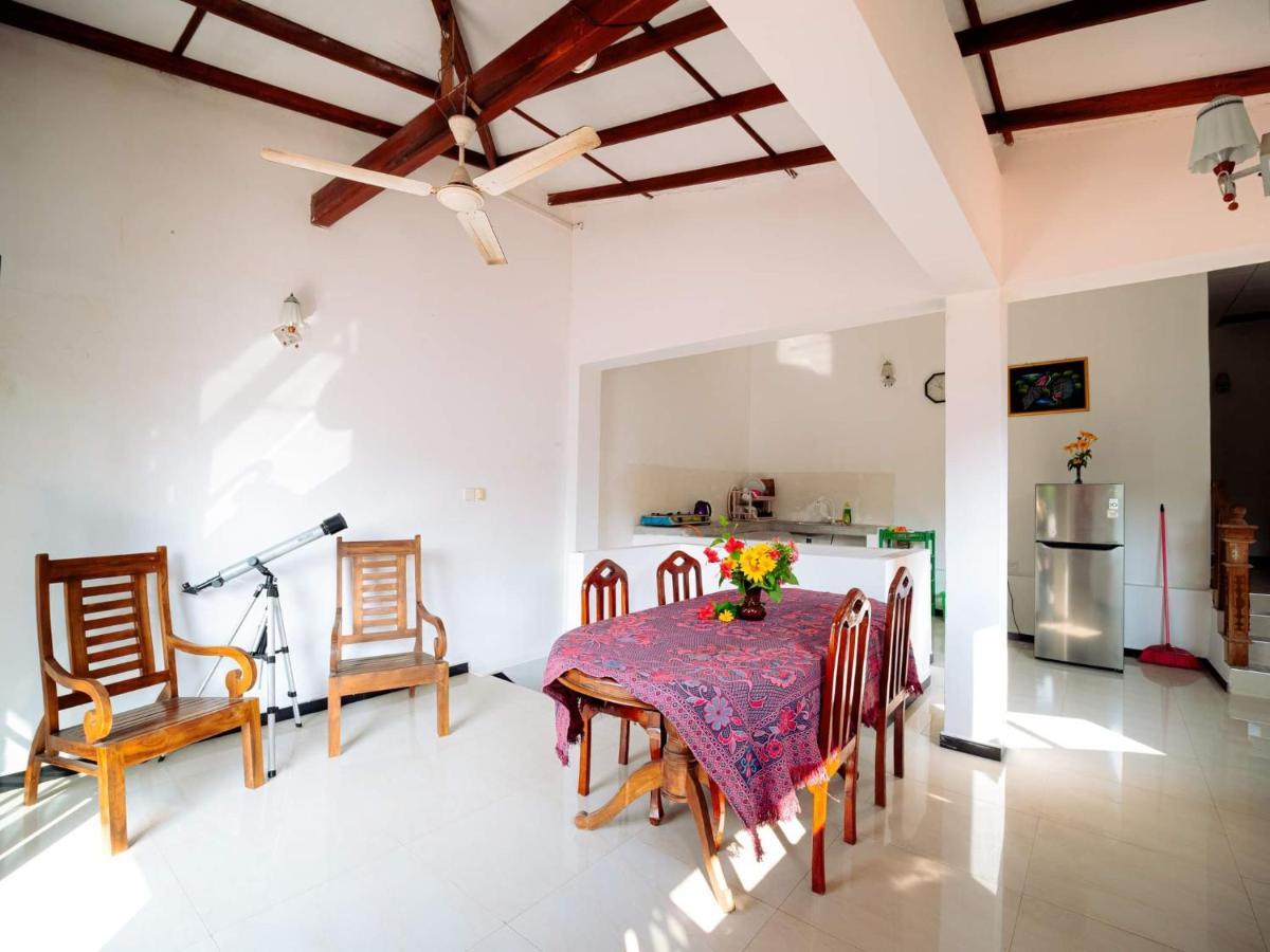 Surfing Guest House Matara Extérieur photo